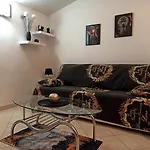 Dora شقة بولا