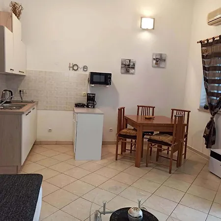 Apartment Dora